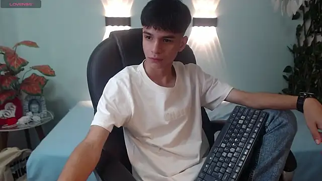 maxim_rod ওয়েবক্যাম শো