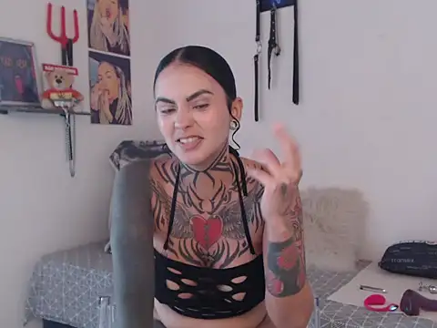 Show de Perola__May na webcam