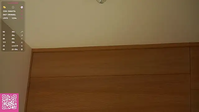 JuleeSamec élő XXX-chatje