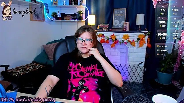 HunnyyLove Live XXX Chat