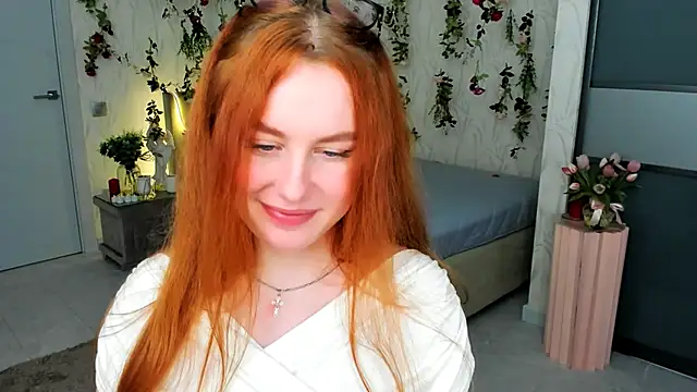 AirySilhouette Adlı Modelin Canlı XXX Sohbeti