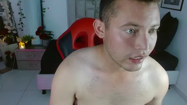 sven_fox723 webcam show