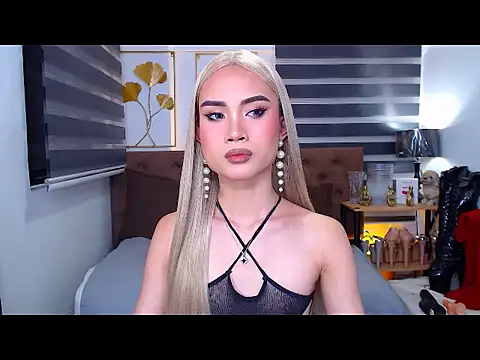 JuicyCockThea Obrolan Langsung XXX