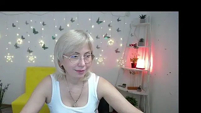 دردشة LaurenWishy الجنسية المباشرة