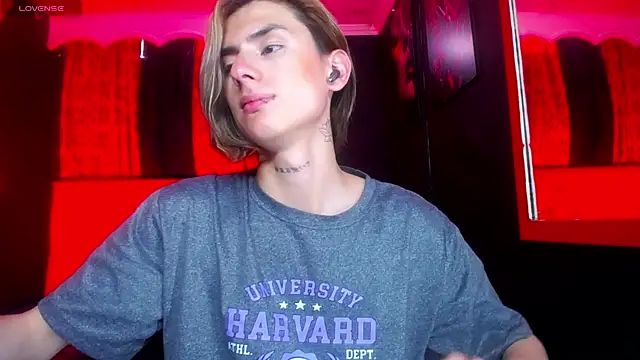 Chat +18 de AlanFox1 ao vivo