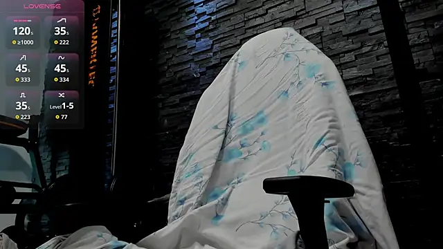 David_Big_Daddy 即時 XXX 聊天