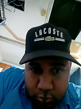 Mohamed1627 webcam show