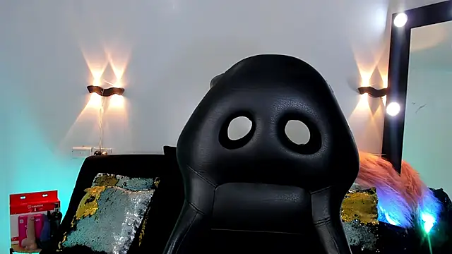 Emili_Roux: онлайн-секс-чат