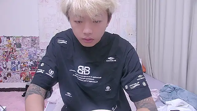 Chocolates-001 现场XXX聊天