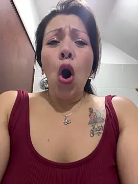 Chat XXX en directo de SARA_21-