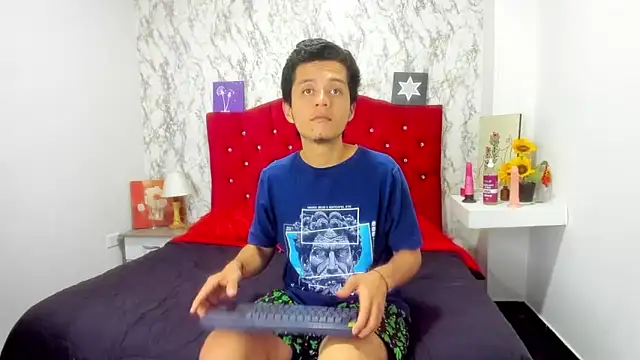 Alejandra_and_James_ élő XXX-chatje