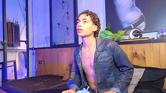 AlanCutee Show Webcam