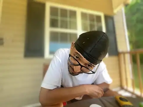 Chat XXX ao vivo de ThrowedWorldWide