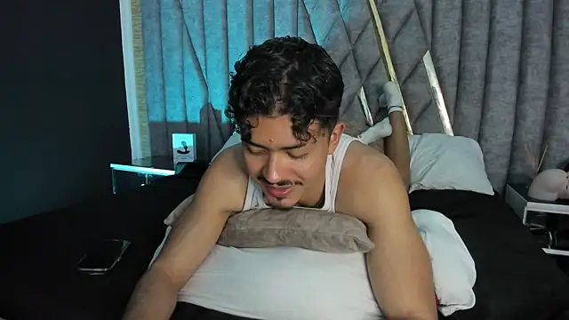 Webkamerová show NicolaiKarav