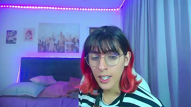 goth_minerva webcam show