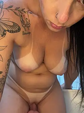 Chatroom XXX en direct de Nicollebr