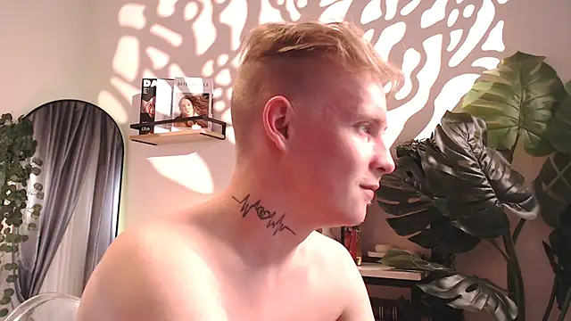 Онлайн чат XXX AlexxSweet