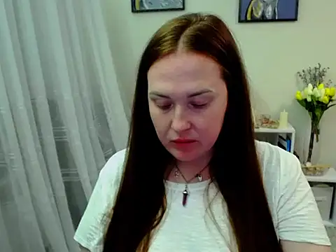 Lady_Tiana Adlı Modelin Canlı XXX Sohbeti