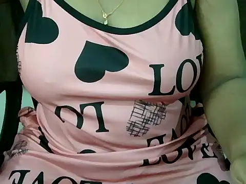 MALLU_WAVES webcam show