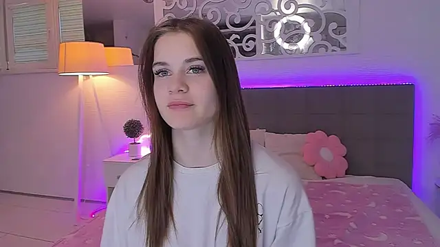 LuisaClover Live XXX-chat