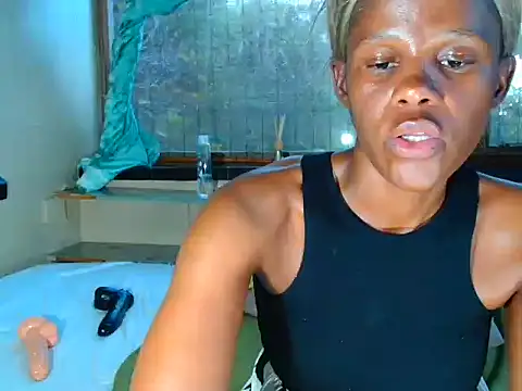 CaramelCandyxx webkamerás műsora