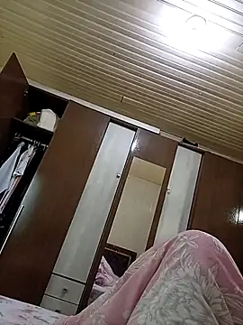 Chat +18 de Gustavo198045 ao vivo