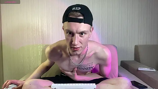 Travis_Gracile Webcam-Show