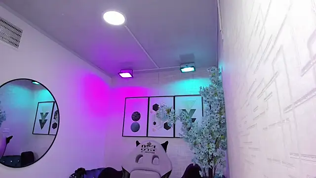 Show de Tiara_rr na webcam