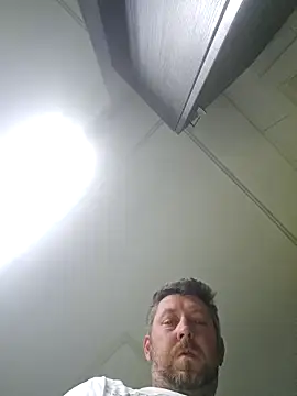 ktmtom247: διαδικτυακό σόου στην  κάμερα