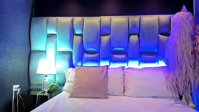 Chat XXX ao vivo de AmmyJones_