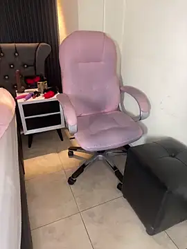 Lolagolden1 লাইভ XXX চ্যাট