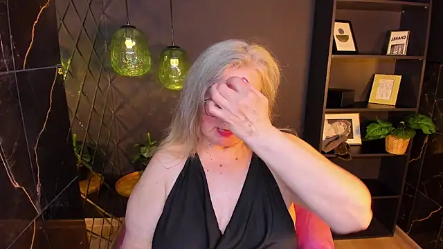 NataliMellowのウェブカメラショー