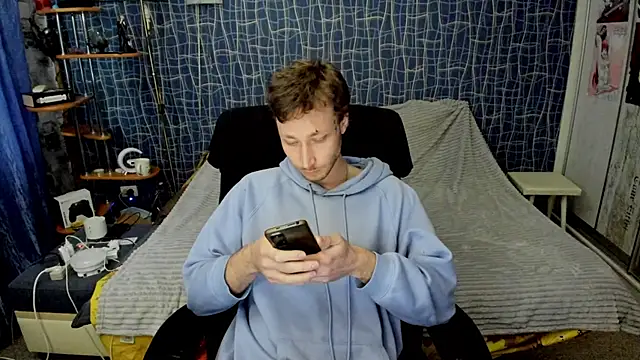 CuteBoy228 Adlı Modelin Web Kamerası Şovu