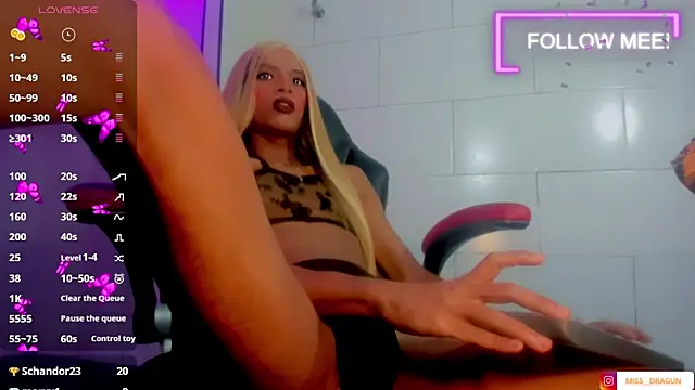 Show modela Samantha_Ortega_ na web-kameri