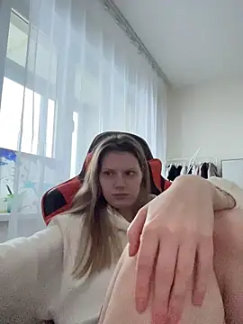 XXX chat uživo modela MaryHiggins