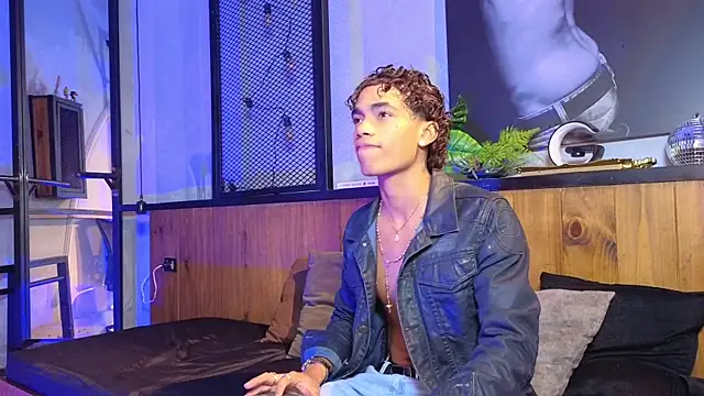 AlanCutee Webcam-Show