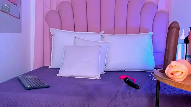 NicoleMadrird's Live XXX Chat