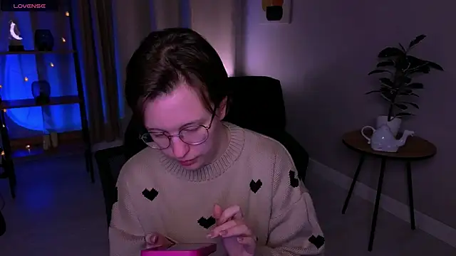 arizzzona_baby Adlı Modelin Canlı XXX Sohbeti