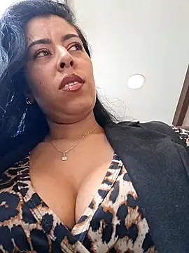 Luiannan Live XXX chat