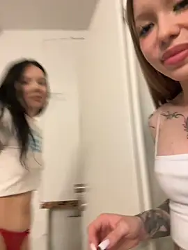 Онлайн чат XXX babydolll