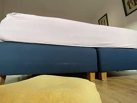 HoneyMakerr's Live XXX Chat