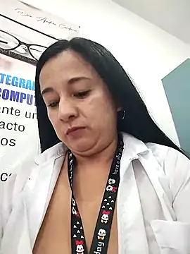 _Dr-Luna_1 Chat XXX in diretta