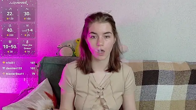 Chat +18 de ElzaBlis ao vivo