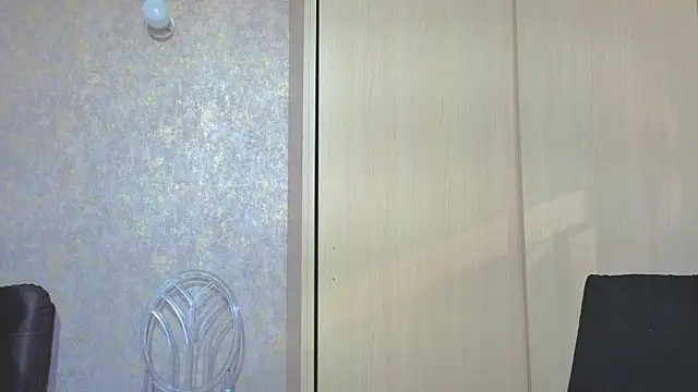 Malia_fox 即時 XXX 聊天