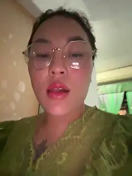 Lina-Naughty 在線直播表演