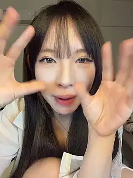 nide-baby 在線直播表演