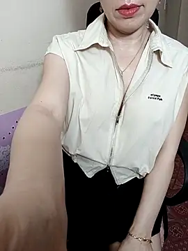 دردشة Moona_heny الجنسية المباشرة