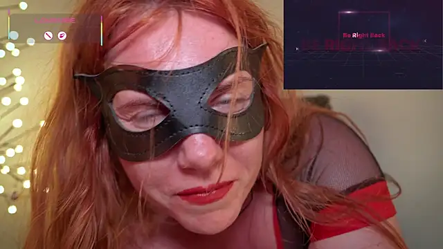 دردشة GingerAleMILF الجنسية المباشرة