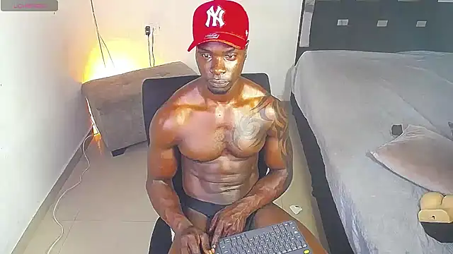 MrByronStallion 在線直播表演