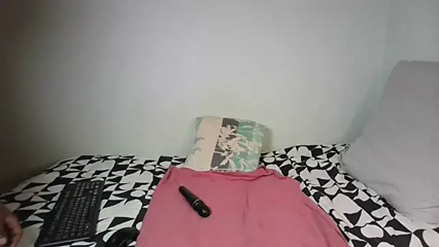 Chatroom XXX en direct de COCO__JUICY